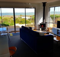 Coorong Waterfront Retreat - Palm Beach Accommodation