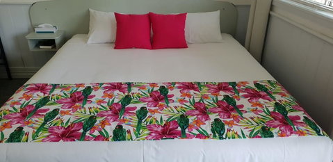 Arcadia Motel - Palm Beach Accommodation 3