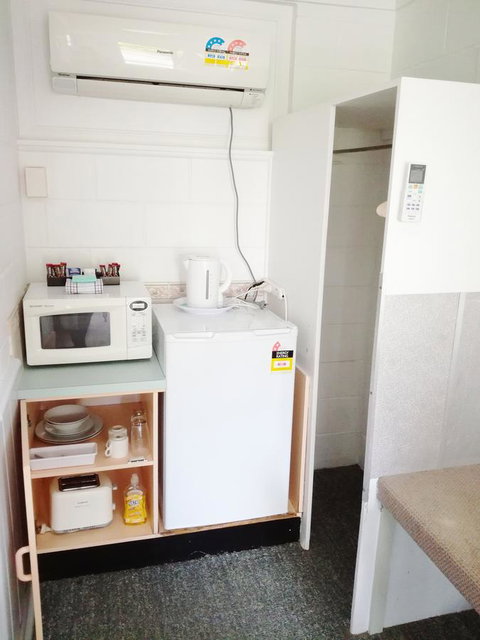 Arcadia Motel - Palm Beach Accommodation 29