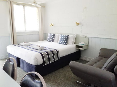 Arcadia Motel - Palm Beach Accommodation 27