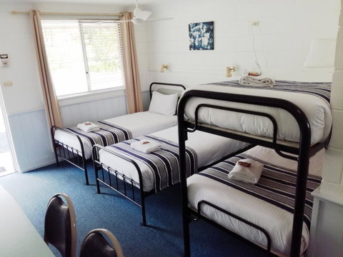Arcadia Motel - Palm Beach Accommodation 12