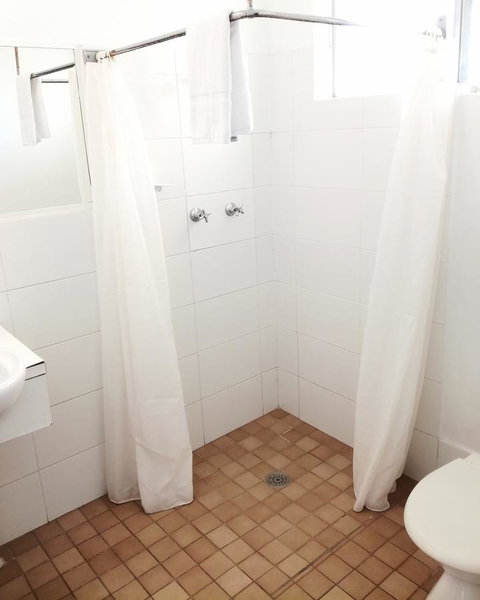 Arcadia Motel - Palm Beach Accommodation 14