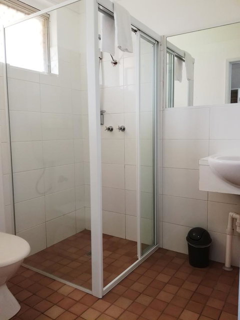 Arcadia Motel - Palm Beach Accommodation 10