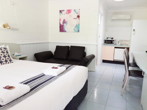 Arcadia Motel - Palm Beach Accommodation 30
