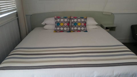 Arcadia Motel - Palm Beach Accommodation 2