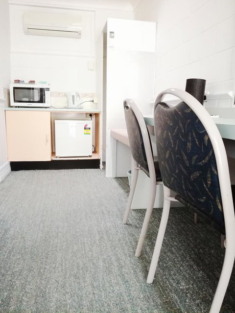 Arcadia Motel - Palm Beach Accommodation 20