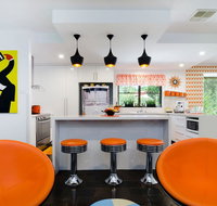 Barossa Retro BnB - Palm Beach Accommodation