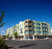 Quest Mawson Lakes - Palm Beach Accommodation