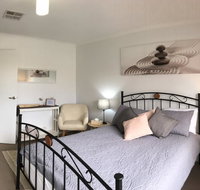 Windsor Gardens Home - Palm Beach Accommodation