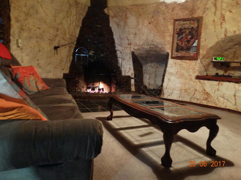 Di's Place - Palm Beach Accommodation 10