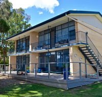 Longbeach Apartments - Palm Beach Accommodation