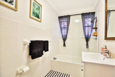 Hudson Bay @ Basin View-Pet Friendly-15 Mins To Hyams Beach - Palm Beach Accommodation 25