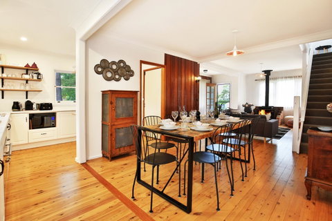 Hudson Bay @ Basin View-Pet Friendly-15 Mins To Hyams Beach - Palm Beach Accommodation 3