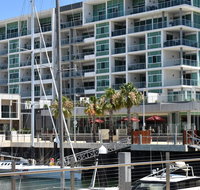 Breakwater Apartment - Palm Beach Accommodation