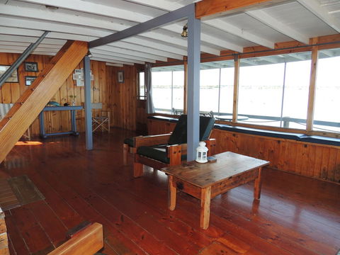 PS Federal Retreat Paddle Steamer Goolwa - Palm Beach Accommodation 21