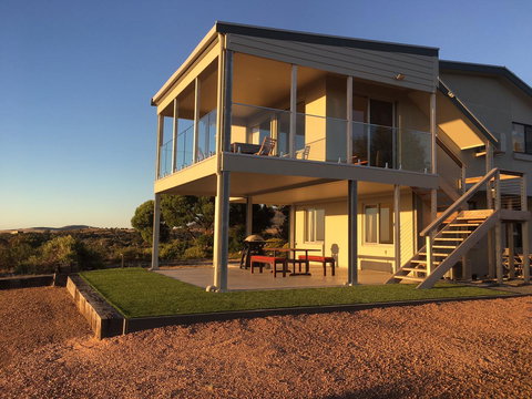 Southern Ocean Lookout - Palm Beach Accommodation 11