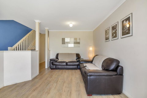 The Lighthouse - Port Willunga - C21 SouthCoast Holidays - Palm Beach Accommodation 8