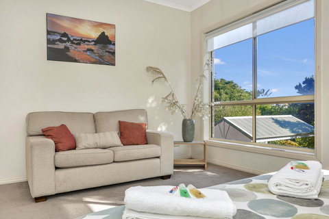 The Lighthouse - Port Willunga - C21 SouthCoast Holidays - Palm Beach Accommodation 4