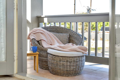 The Lighthouse - Port Willunga - C21 SouthCoast Holidays - Palm Beach Accommodation 1