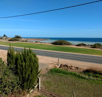 Seafront Shack - Palm Beach Accommodation