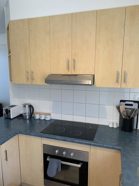 Sunshine Four - Palm Beach Accommodation 19