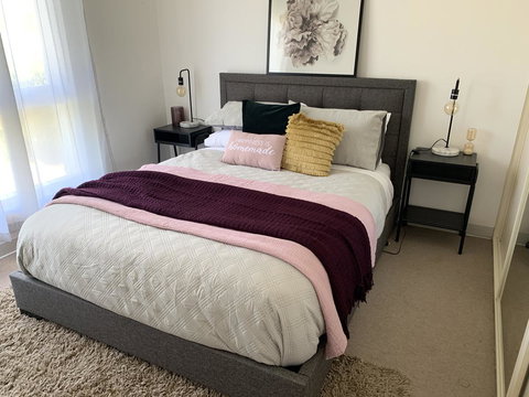 Sunshine Four - Palm Beach Accommodation 27