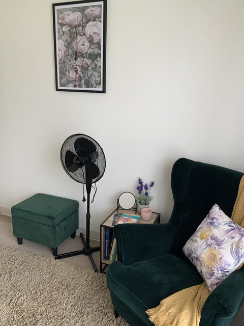 Sunshine Four - Palm Beach Accommodation 32