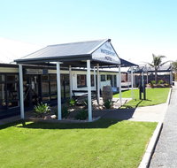 Meningie's Waterfront Motel - Palm Beach Accommodation