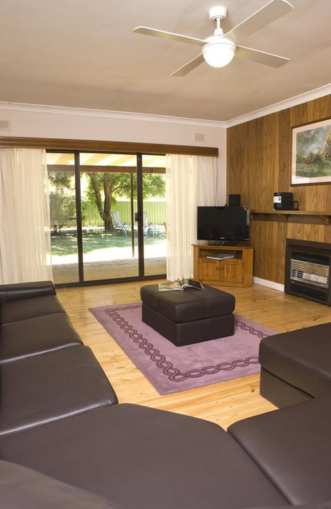 The Lyndoch Motel - Palm Beach Accommodation 27
