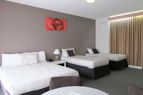 The Lyndoch Motel - Palm Beach Accommodation 15