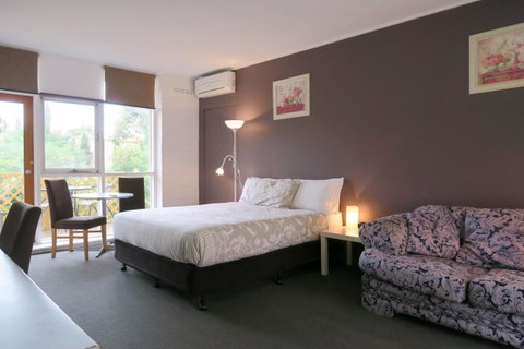 The Lyndoch Motel - Palm Beach Accommodation 14