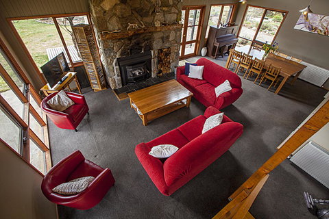 Eagles Range - Palm Beach Accommodation 3