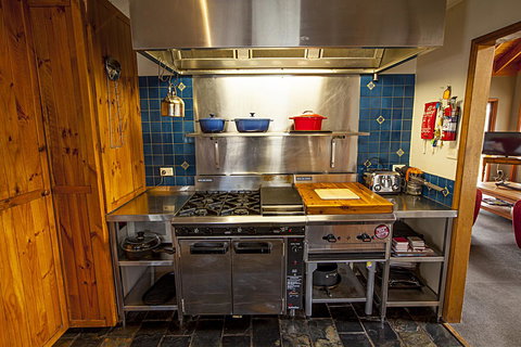 Eagles Range - Palm Beach Accommodation 5