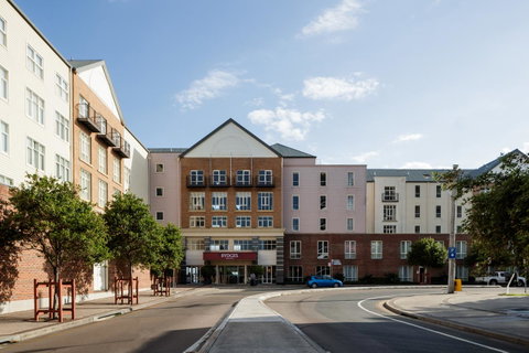 Rydges Newcastle - Palm Beach Accommodation 2
