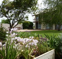 Coonawarra Motor Lodge - Palm Beach Accommodation