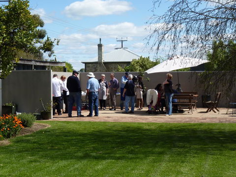 Coonawarra Motor Lodge - Palm Beach Accommodation 1