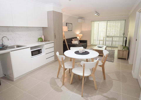 Yaran Suites - Palm Beach Accommodation 16