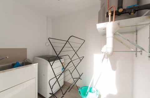 Yaran Suites - Palm Beach Accommodation 20