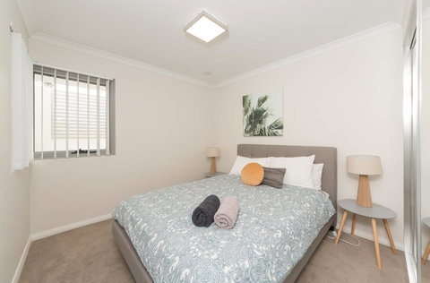 Yaran Suites - Palm Beach Accommodation 26