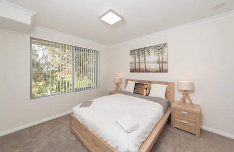 Yaran Suites - Palm Beach Accommodation 12