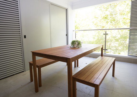 Yaran Suites - Palm Beach Accommodation 10