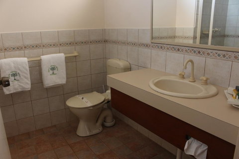 Karri Forest Motel - Palm Beach Accommodation 36