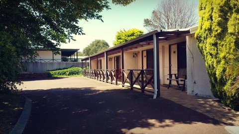Karri Forest Motel - Palm Beach Accommodation 4