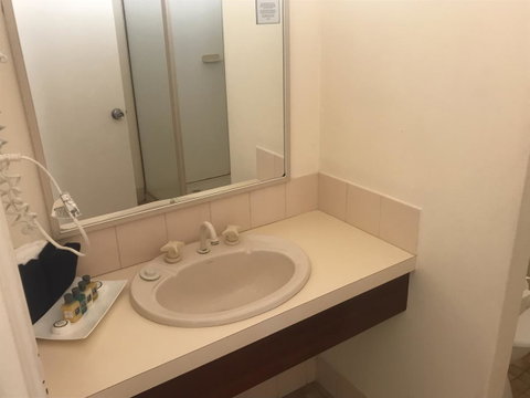 Karri Forest Motel - Palm Beach Accommodation 7