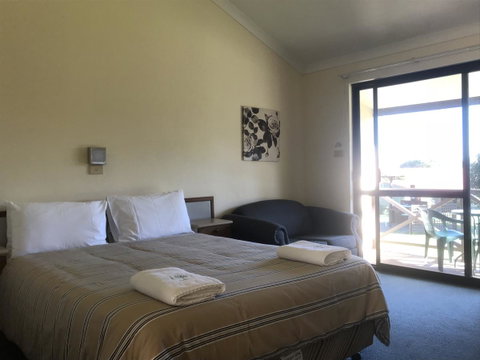Karri Forest Motel - Palm Beach Accommodation 27