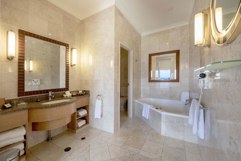 Duxton Hotel Perth - Palm Beach Accommodation 14