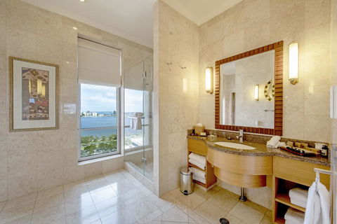 Duxton Hotel Perth - Palm Beach Accommodation 13