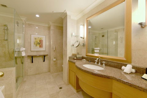 Duxton Hotel Perth - Palm Beach Accommodation 18