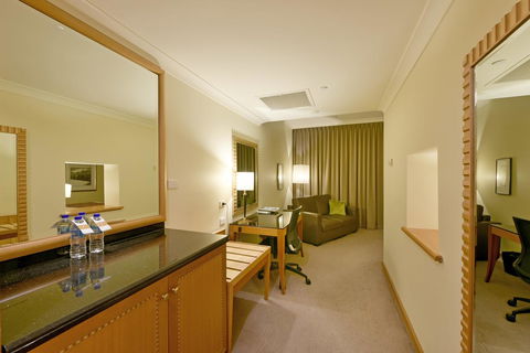 Duxton Hotel Perth - Palm Beach Accommodation 12