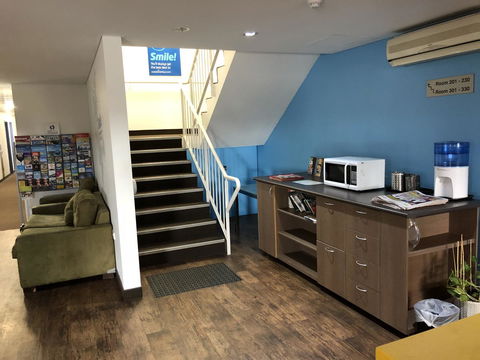 Ibis Budget Perth Airport - Palm Beach Accommodation 12